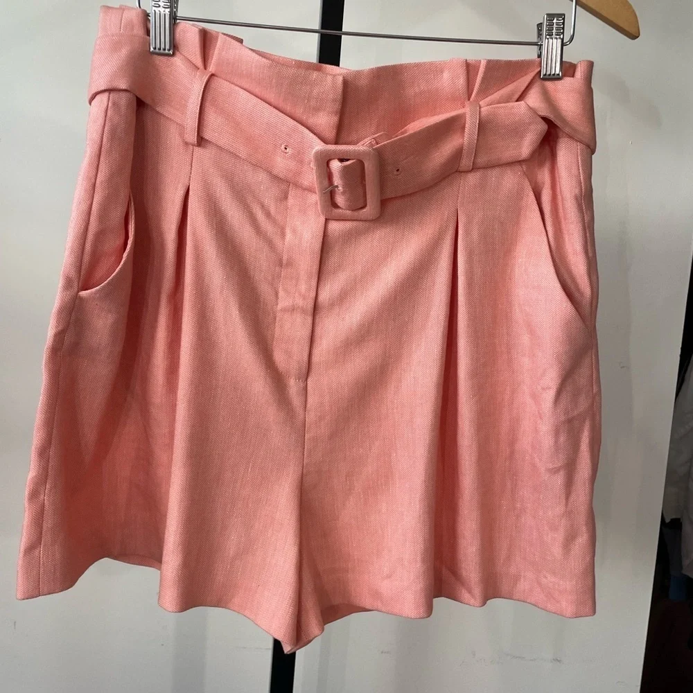 NWT Veronica Beard|| Ashford Belted Shorts in coral Size 14 linen Paper Bag